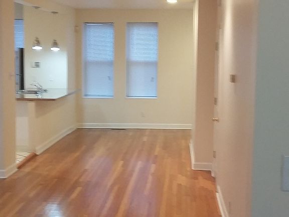 2nd image of 4942 W Pine Blvd APT 2W