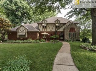 1323 NW Fairway Cir, Blue Springs, MO 64014
