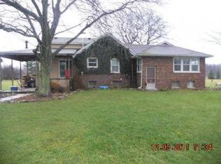 35249 Huron River Dr, New Boston, MI 48164