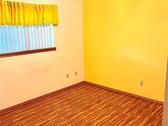 2nd image of 151 Tulip St