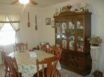 1st image of 105 Center Ln