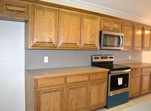 5th image of 4415 New Meadow Dr