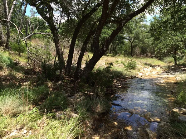 934 Beauchamp Rd, Henly, TX 78620