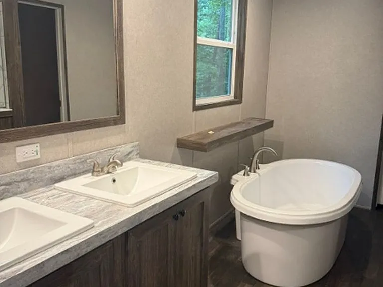 656 Mountain View Rd — Photo 10