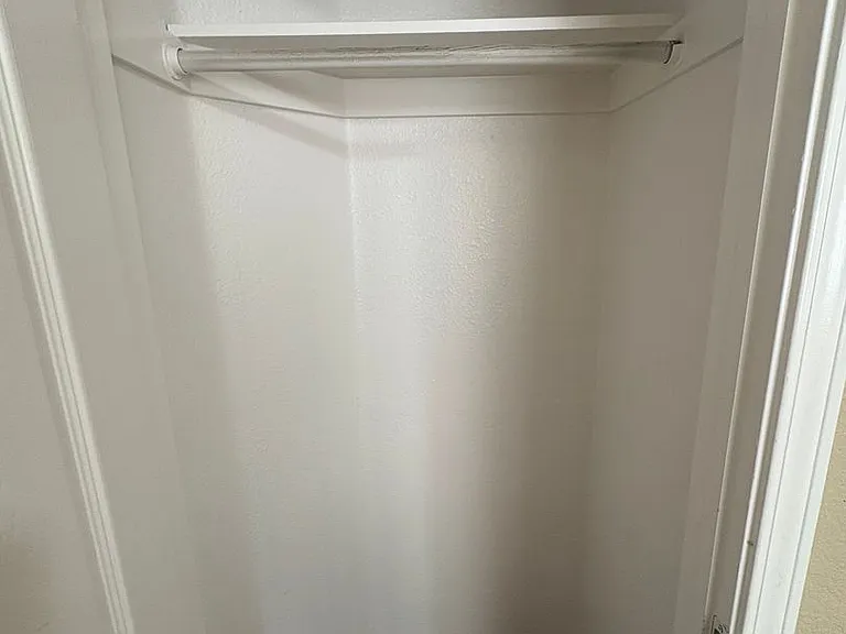 391 Trinity Ct — Photo 10