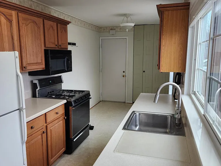 23553 Meeting Hall Ln — Photo 8