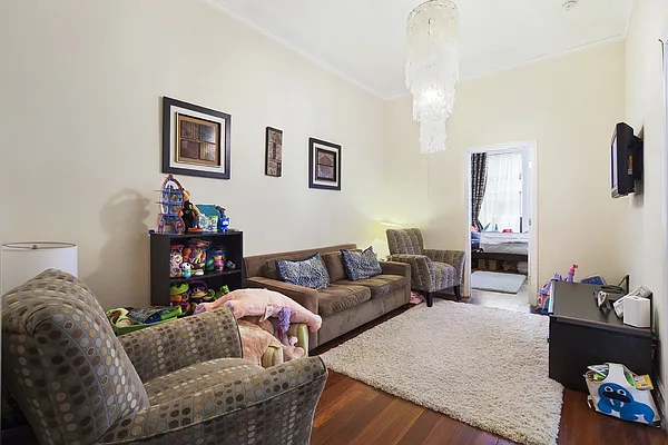 Rented by Nest Seekers International | media 10