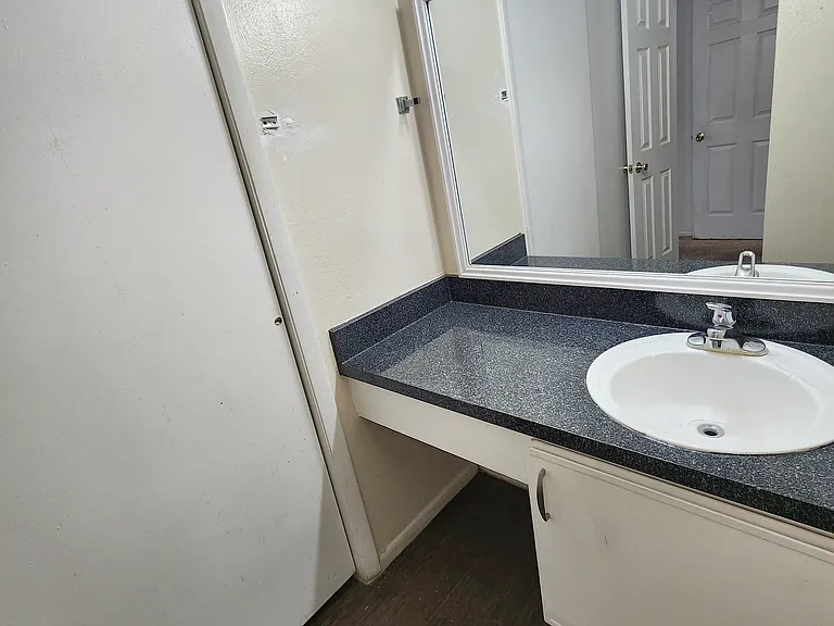 4309 S Semoran Blvd #4 — Photo 32