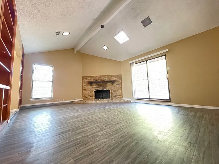 2917 Elsinor Dr — Photo 8