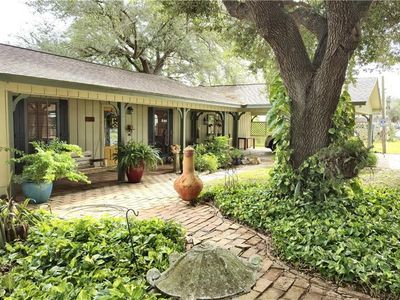 8410 Lago Vista Dr, Edcouch, TX, 78538