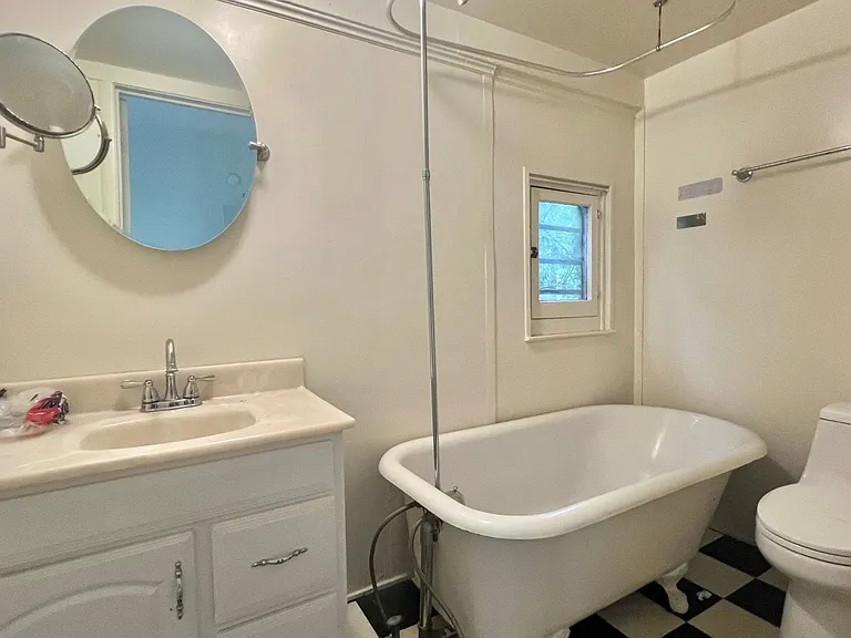 placement-1423Central — Photo 11