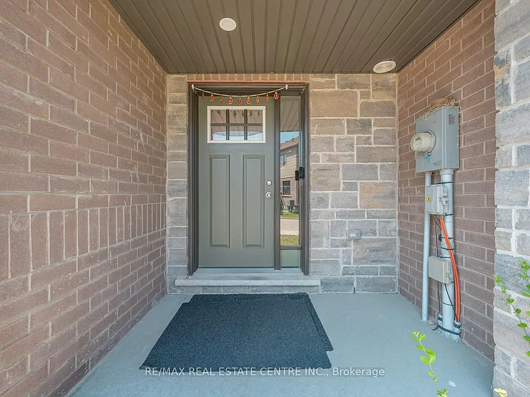 135 Hardcastle Dr #35 — Photo 3