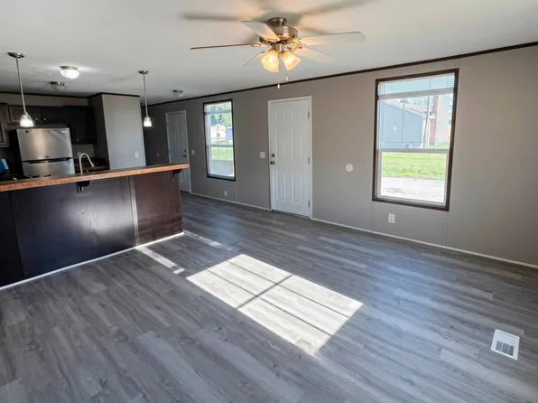 1317 N Arthur Burch Dr Lot D05, Bourbonnais, IL 60914
