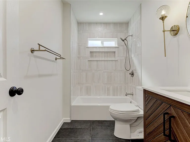 3585 El Lado Dr — Photo 32