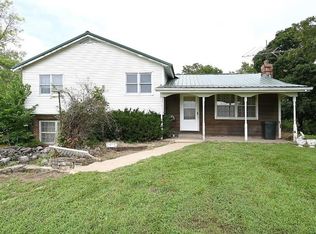 22320 M Hwy, Weston, MO 64098