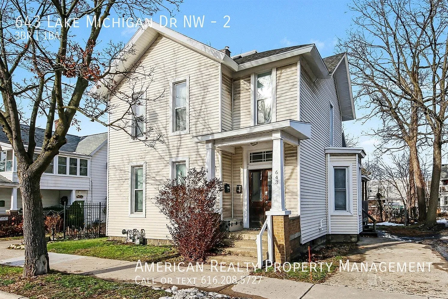 3 bed, 984 sqft, $1,400 — Photo 1