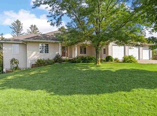 377 Martelle Rd, Martelle, IA 52305