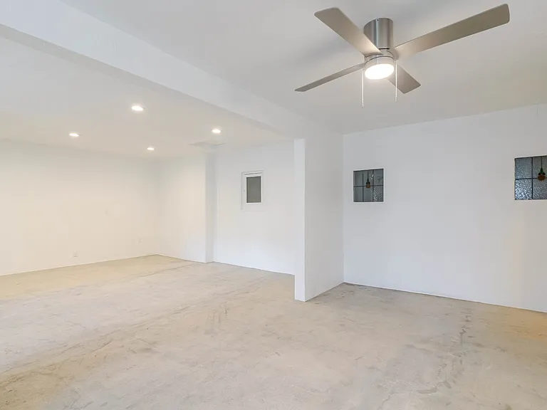 3643 1st Ave — Photo 9