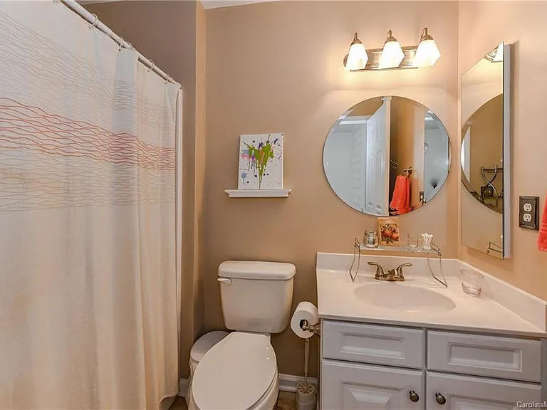 2151 Lake Breeze Ln — Photo 13