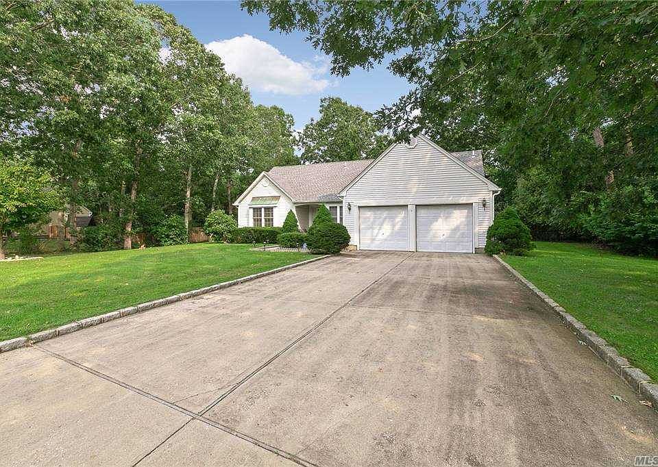 1st image of 6 Ascot Pl