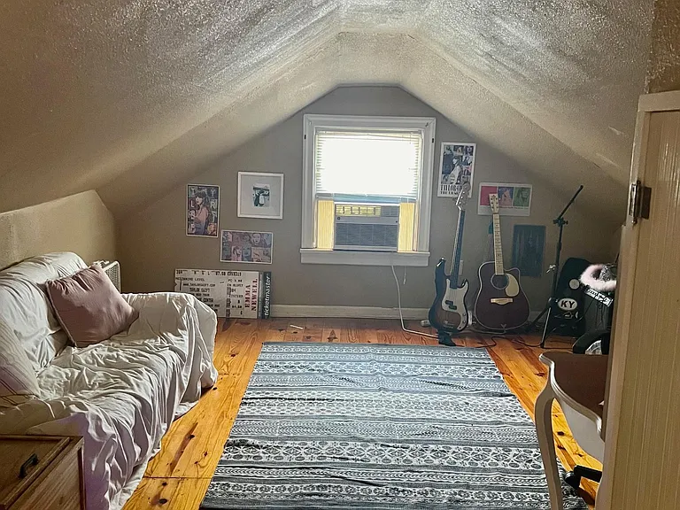 735 Normal Ave — Photo 5
