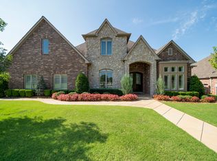 8217 E Freeport St, Broken Arrow, OK 74014