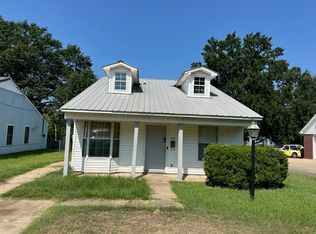 107 Grape St, Texarkana, AR 71854