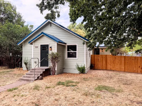 625 Baltimore St, Elgin, OR 97827