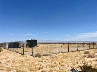 1910 Starlight St, Joshua Tree, CA 92252