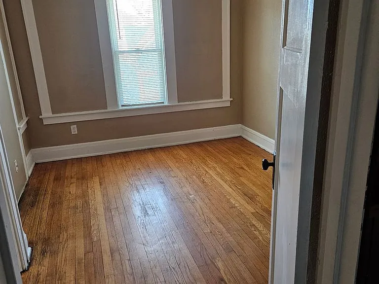 3420 N Vel R Phillips Ave — Photo 7