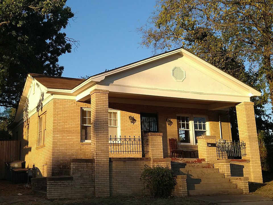 1st image of 834 Malvern Ave