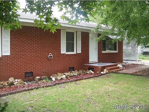 2nd image of 2527 E Forest Dr