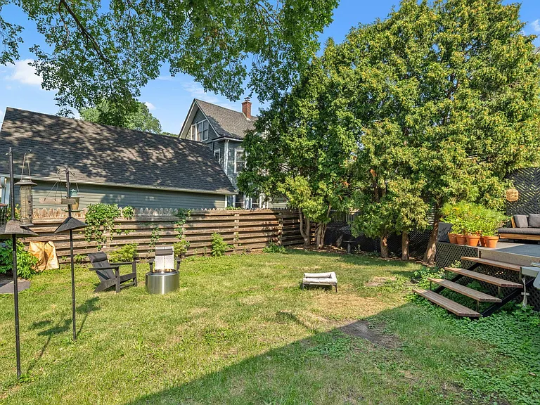4004 Upton Ave S — Photo 24