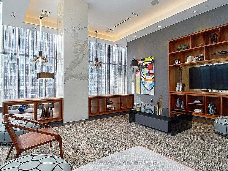 10 York St #2907 — Photo 12