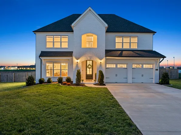 8761 Bale Twine Ct, Bowling Green, KY 42104