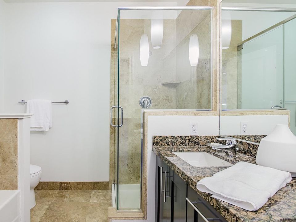 1st image of 525 Gough Street #403