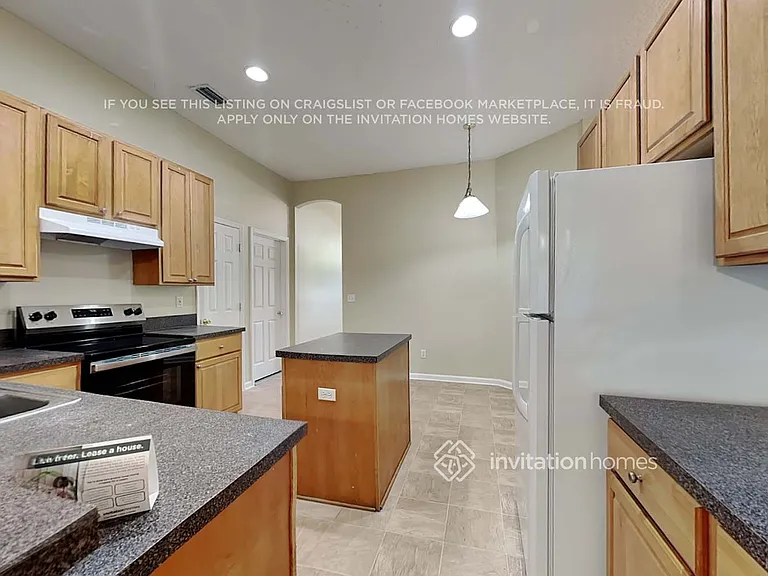 13948 Bradley Cove Rd — Photo 7
