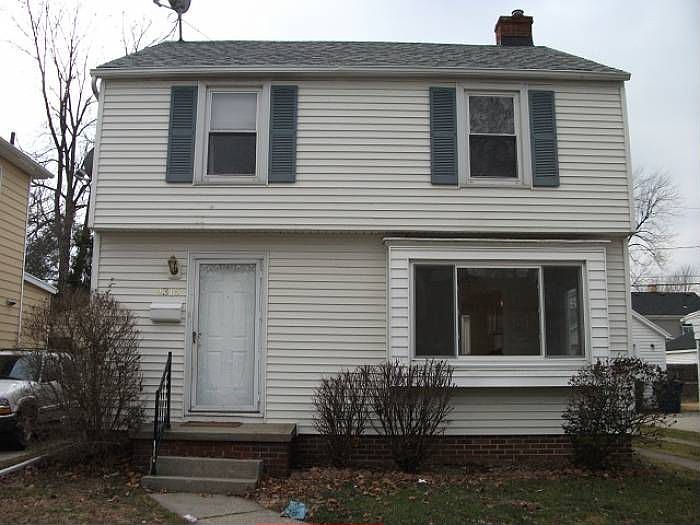 4315 Lyman. REALLY NICE S