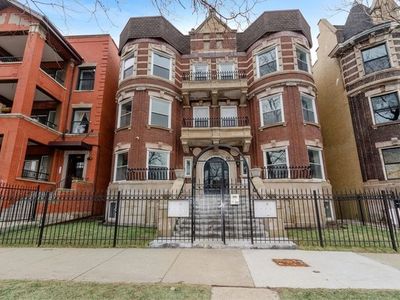 4520 S King Dr #2B, Chicago, IL, 60653