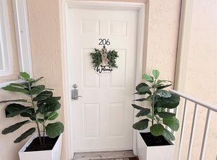15741 SW 137th Ave APT 206, Miami, FL 33177