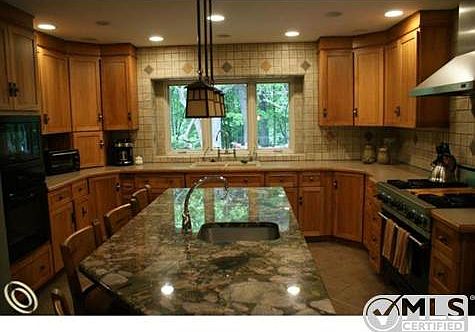 Luxurious kitchen