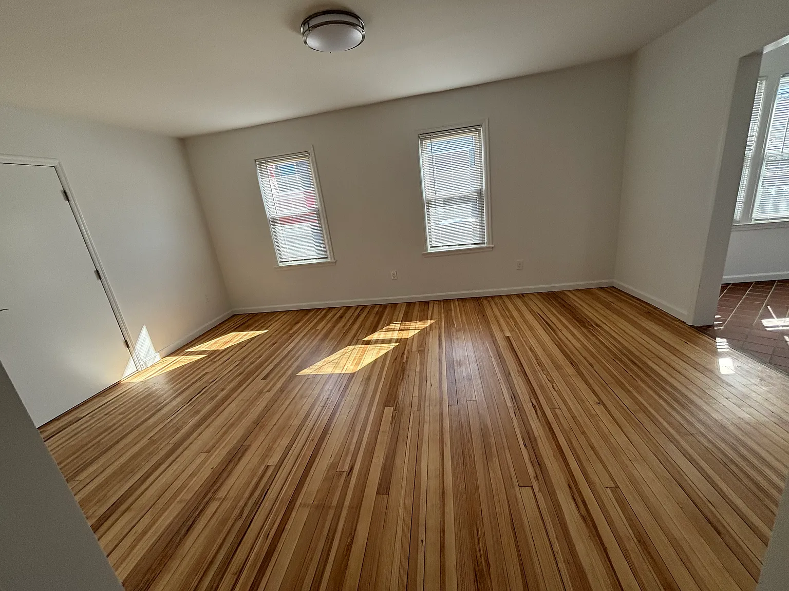 3 bed, $3,300 — Photo 3