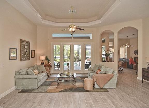 5th image of 8496 Sedonia Cir