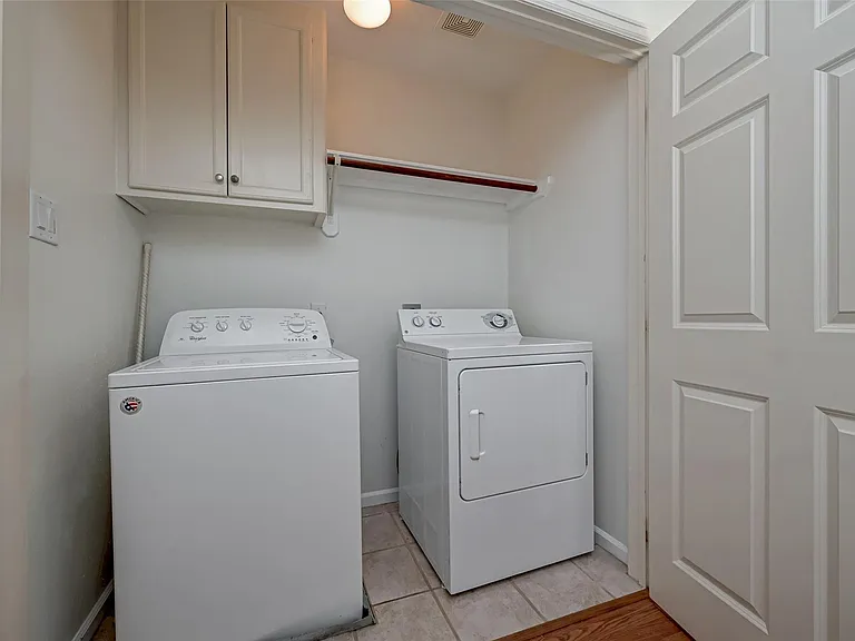 5410 Rose St — Photo 26