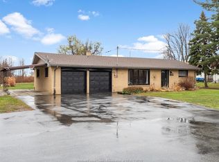 3438 Manning Rd, Lakeshore, ON N0R 1K0