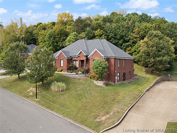 2nd image of 305 Wooded Valley Drive