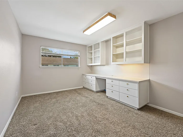 14213 Lost Meadow Ln — Photo 22
