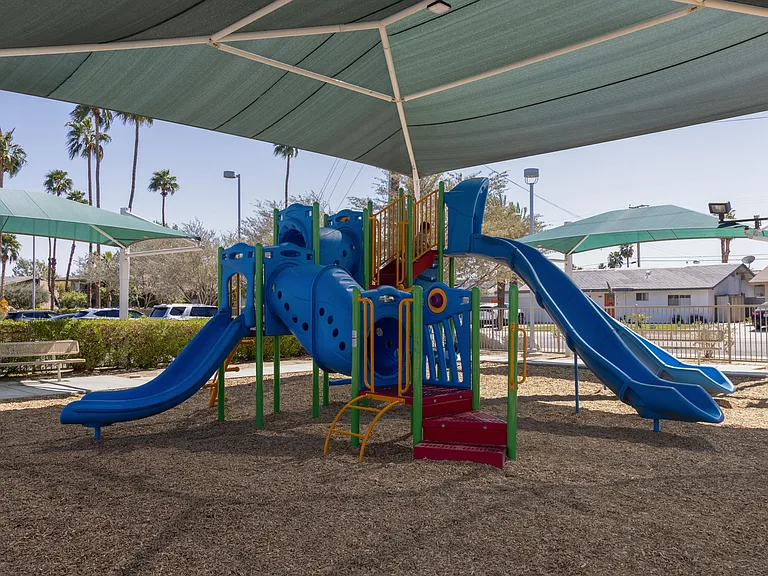 77605 California Dr — Photo 24