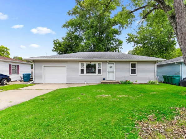 200 Racill Ct, East Peoria, IL 61611