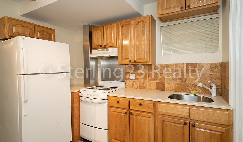 1st image of 24-14 32nd St #1
